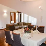 Apartman Chesa Polaschin E - E21 - By Interhome