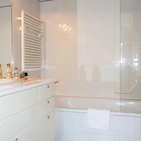 Apartment Chesa Polaschin E - E21 - By Interhome Sils Maria